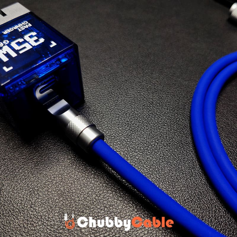 "FlexElbow Pro" 90° Design 240W Fast Charge Cable - Image 6